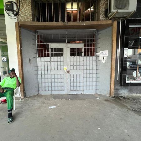 Africa Em Zona Comercial De Luanda Apartment Bagian luar foto