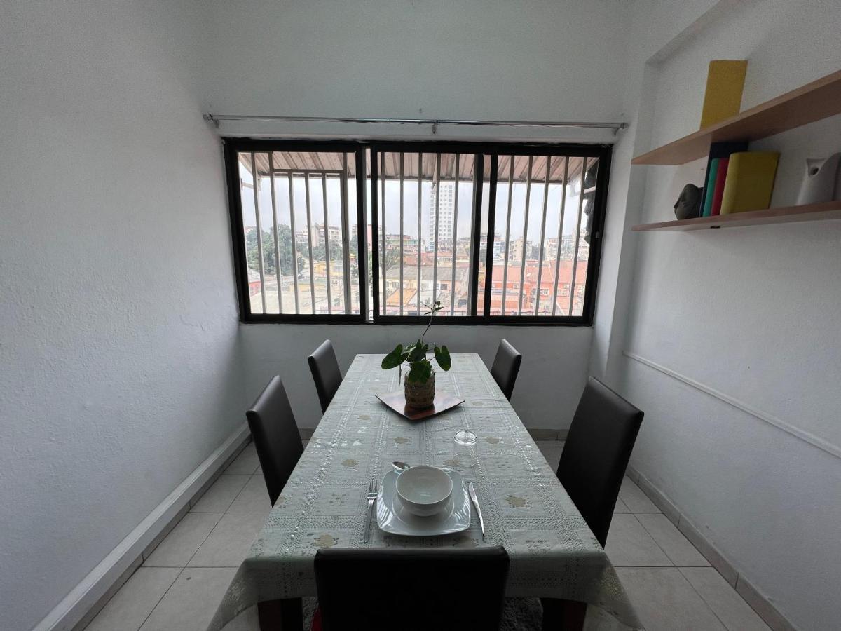 Africa Em Zona Comercial De Luanda Apartment Bagian luar foto