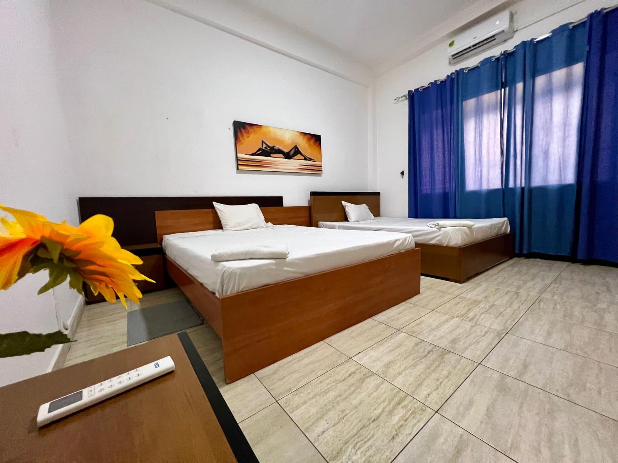Africa Em Zona Comercial De Luanda Apartment Bagian luar foto